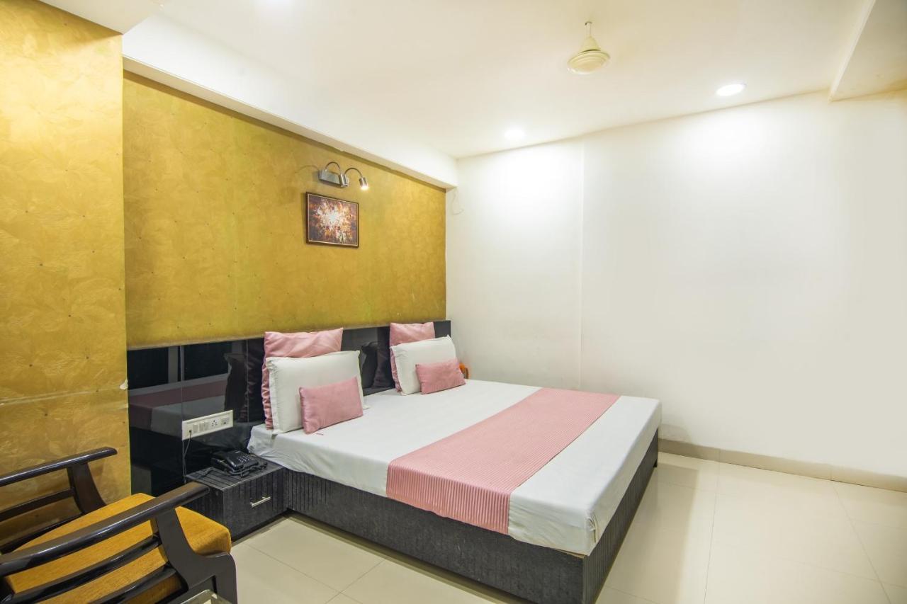 Morya Regency Hamidia Road Hotell Bhopal Eksteriør bilde