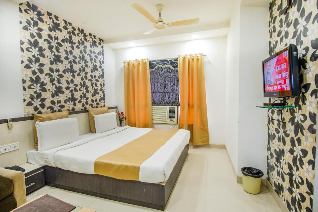 Morya Regency Hamidia Road Hotell Bhopal Eksteriør bilde