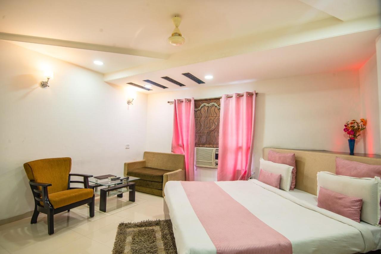 Morya Regency Hamidia Road Hotell Bhopal Eksteriør bilde