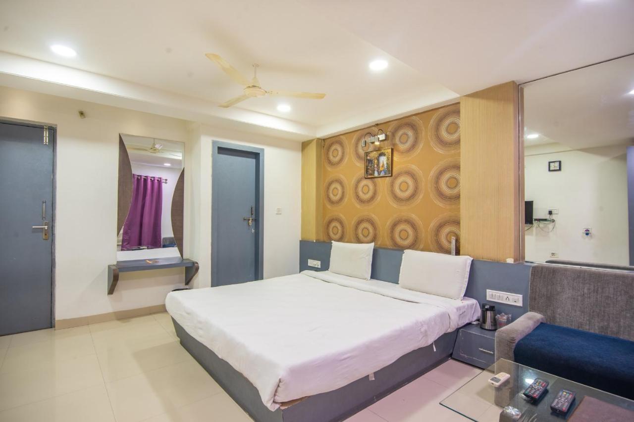 Morya Regency Hamidia Road Hotell Bhopal Eksteriør bilde